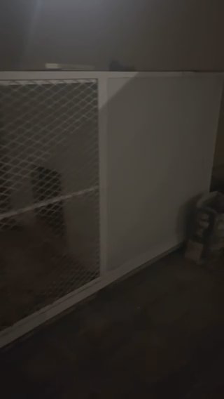 قفص للكلب مع مكيف وغرفة نوم Dog cage with air conditioner and bedroom in Abu Dhabi